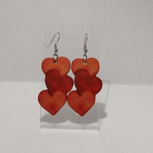 New Heart-shaped dangling earrings